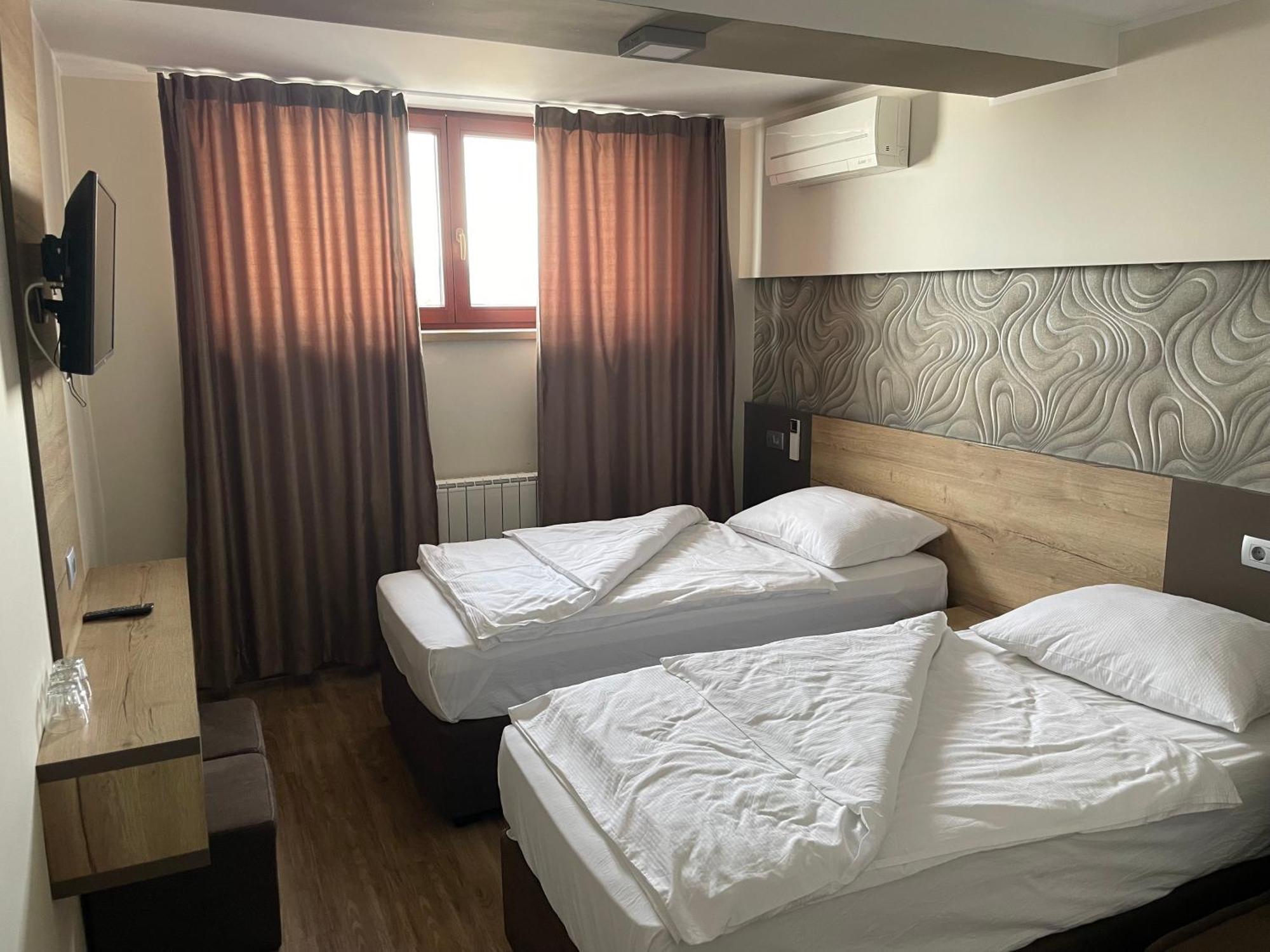 Hotel Roskar Ptuj Zewnętrze zdjęcie