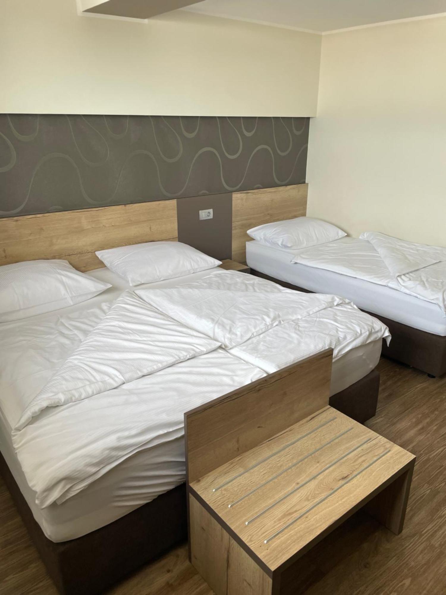Hotel Roskar Ptuj Zewnętrze zdjęcie